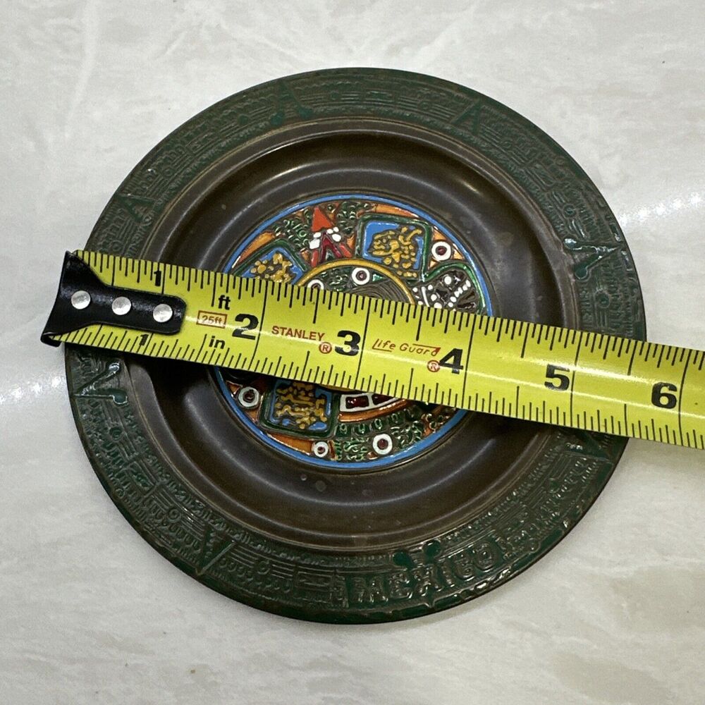Vintage Mexican Enamel on Copper Aztec Sun Stone Calendar Decorative Plate - Picture 6 of 6